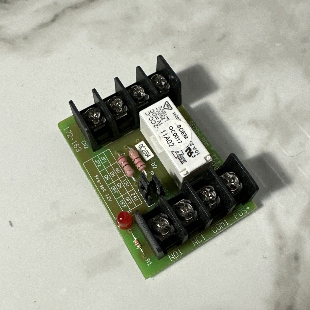 Seco-Larm SR-2224-C5 Relay Module