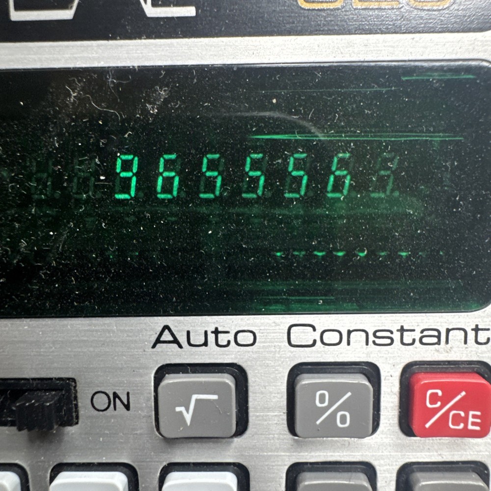 VTG TEAL 826 ELECTRONIC WORKING MATH STUDENT CALCULATOR