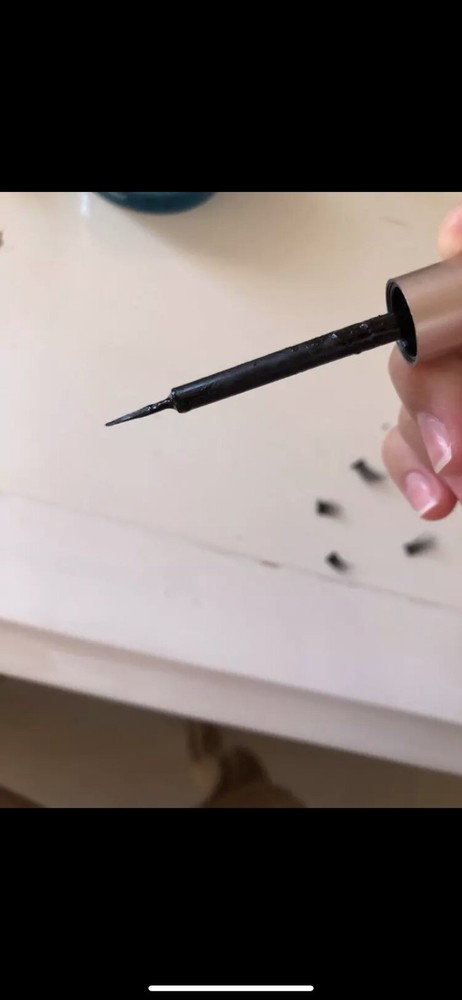 Magnetic eyelashes and eyeliner set