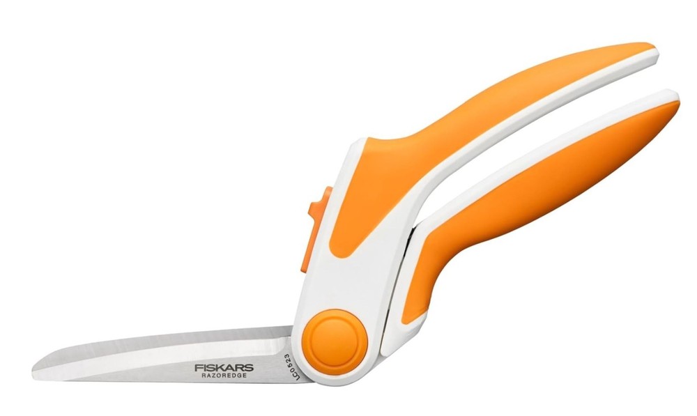 Fiskars Razor Edge Premium Easy Action Fabric Shears 190850-1004