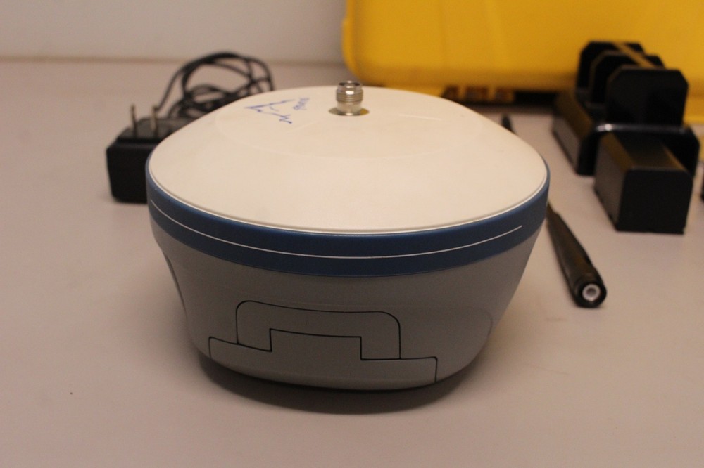 CHC iBase Base Station GNSS Receiver