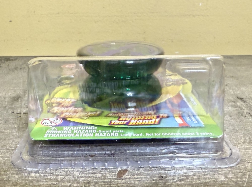 Duncan Toys Reflex Auto Return Yo-Yo, Beginner String Trick Yo-Yo, Green