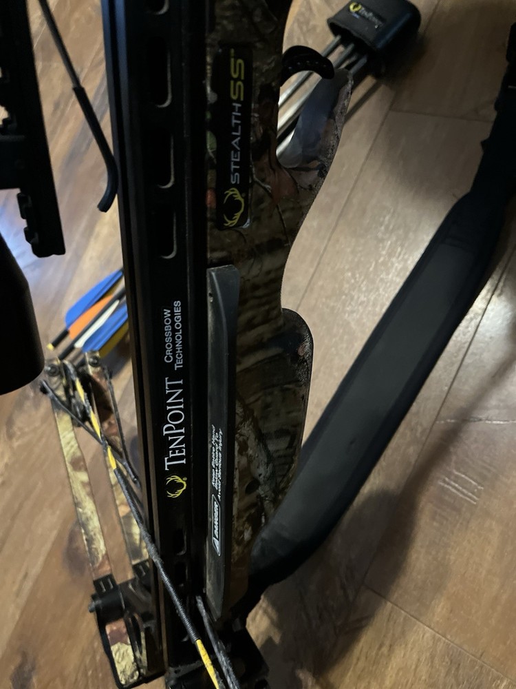 TenPoint Stealth SS Crossbow Package with Scope and ACUdraw