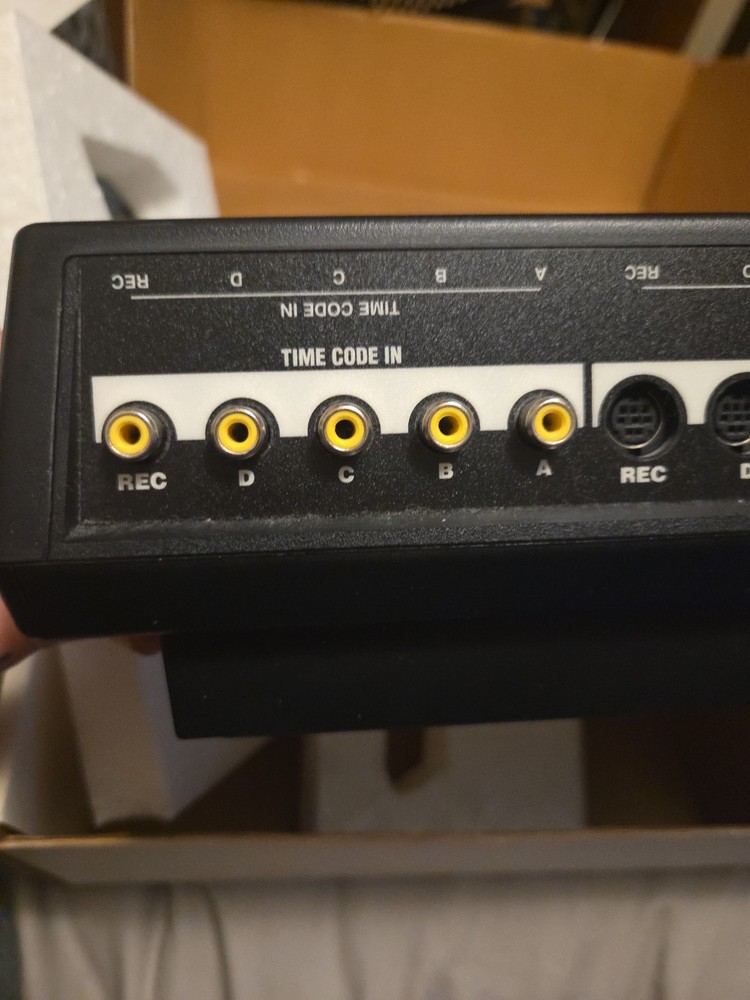 VINTAGE VIDEONICS EDIT SUITE A/B ROLL EDIT CONTROLLER MODEL:AB-1 NTSC...READ