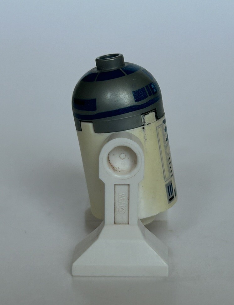 LEGO Star Wars R2-D2 Minifigure