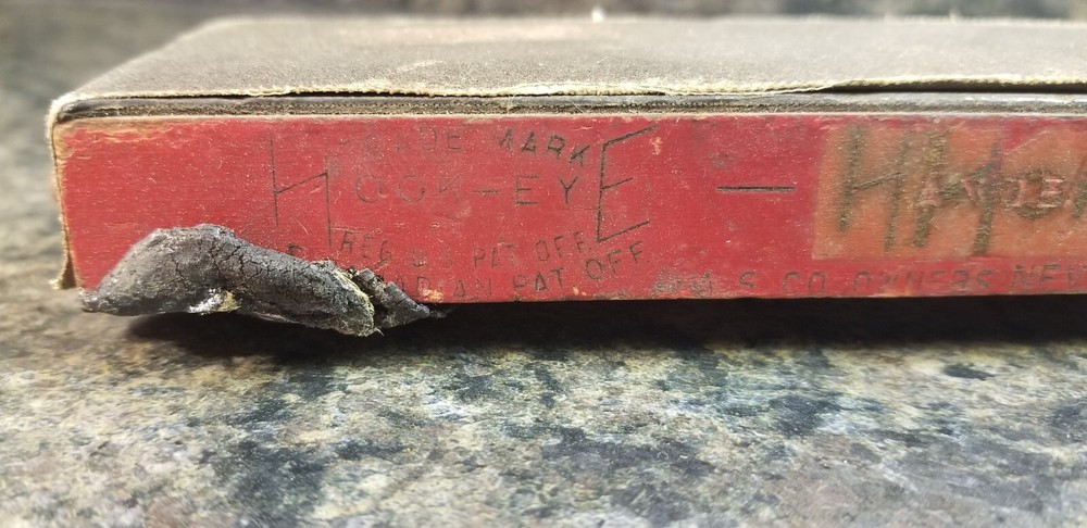 Vintage Atlantic Service Co. Hook-Eye Sandpaper Block