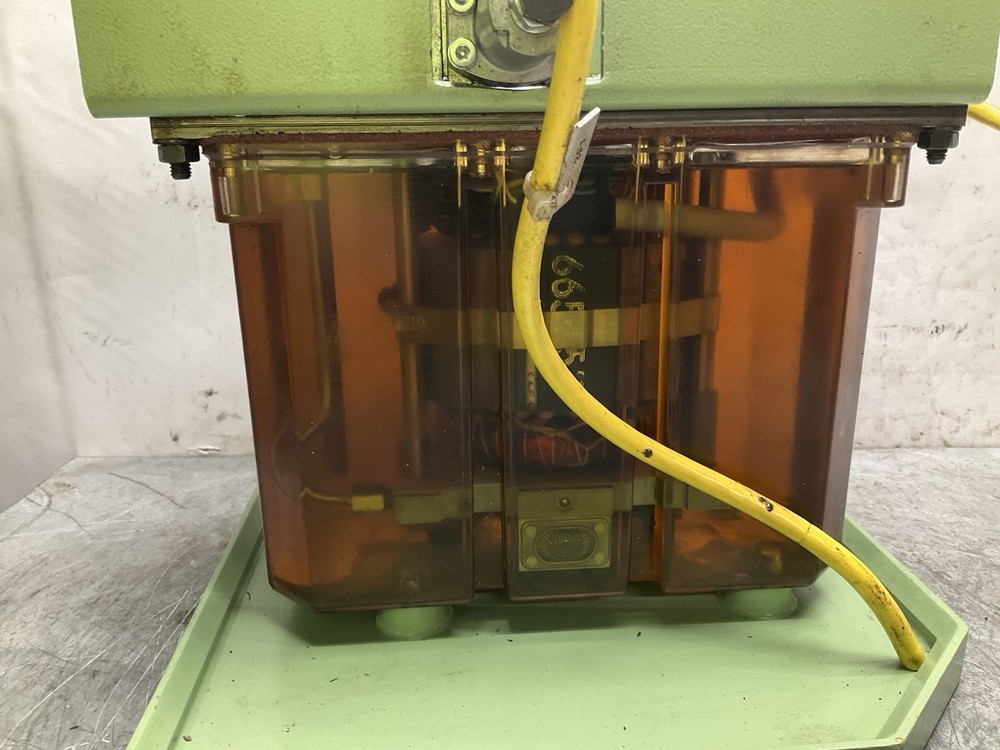 MAHO MH600EE CNC Milling Machine Lube Pump HAWE