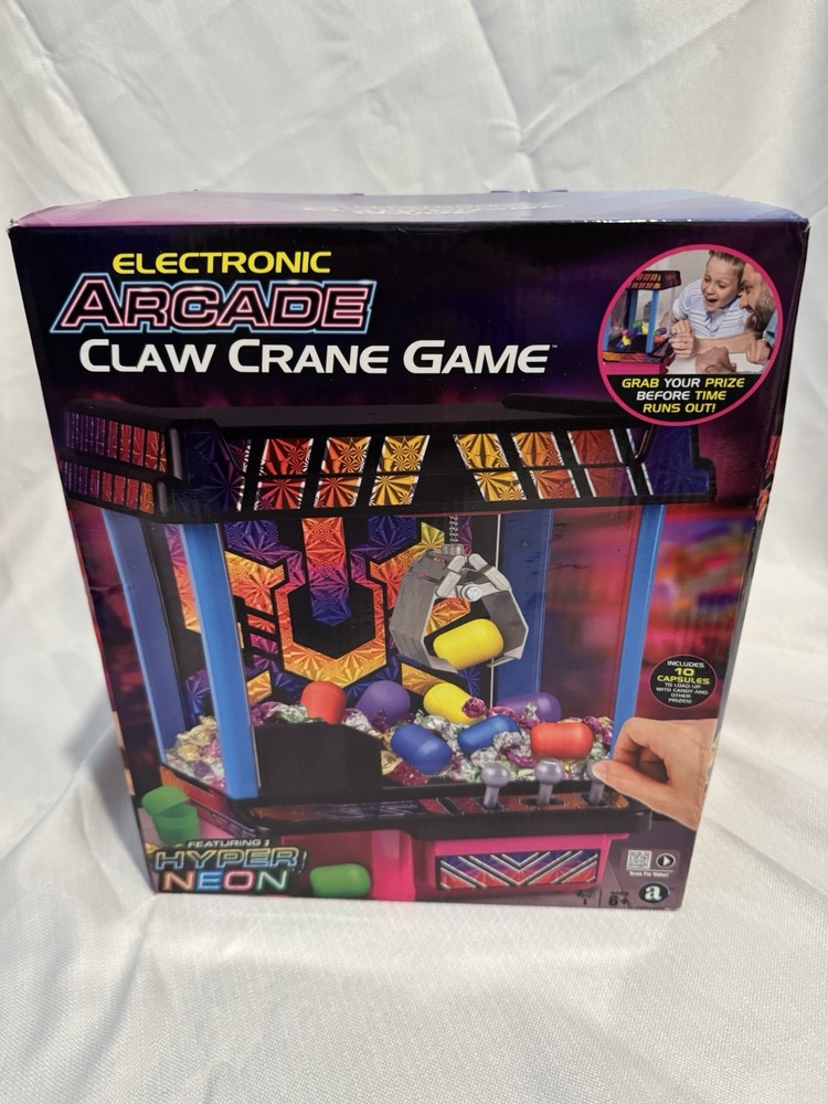 Electronic Arcade Claw Crane Game 19 Plastic Capsules & 6 Tokens