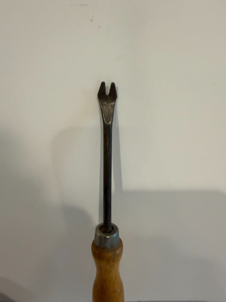 Vintage Wood Handled Tack Nail Puller- no cracks