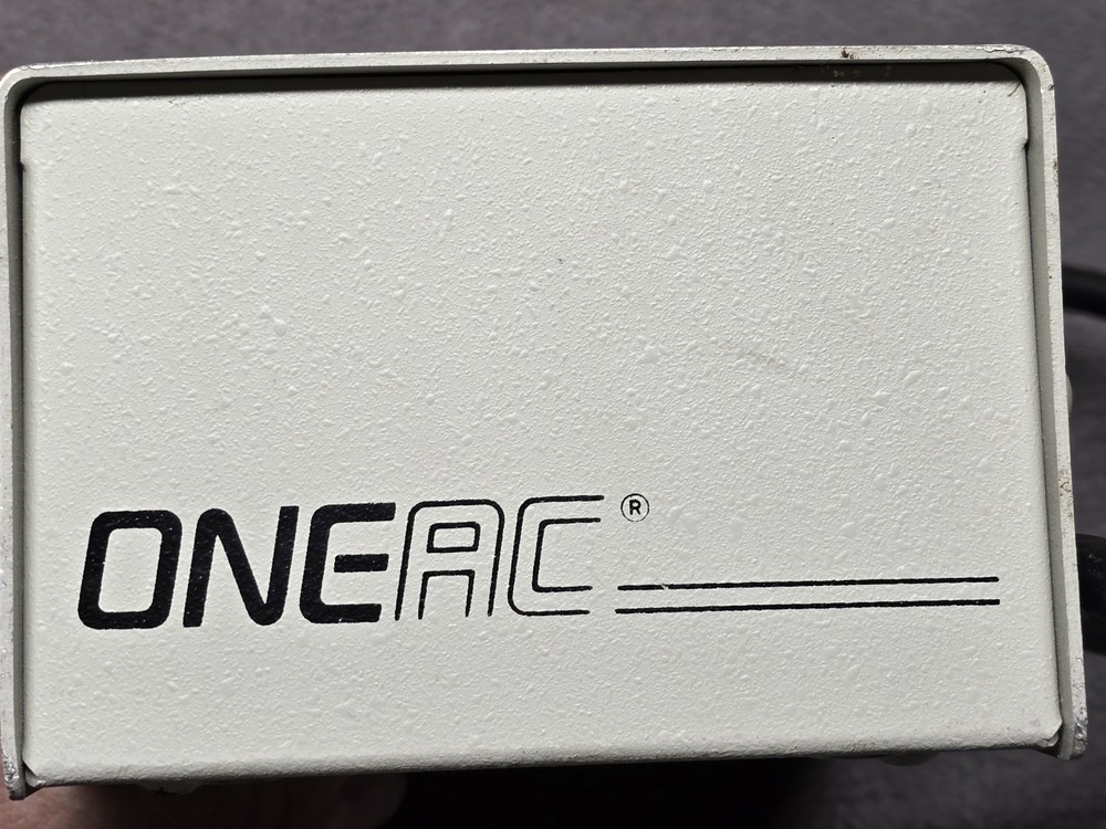 OneAC CL1101.5 Power Conditioner Filter 120VAC 1.5AMP Working