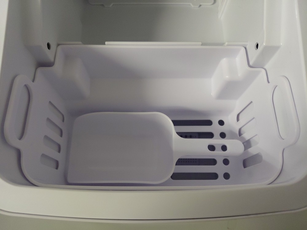 Cuisinart Compact Bullet Ice Cube Maker