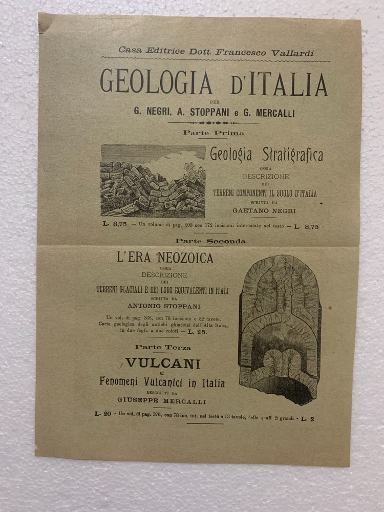 UNIVERSAL ILLUSTRATED ENCYCLOPEDIA BINDING COVER VOL.3