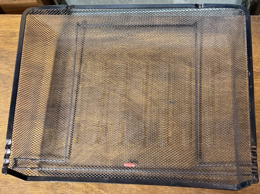 Wire Mesh Desktop Paper Tray - Black