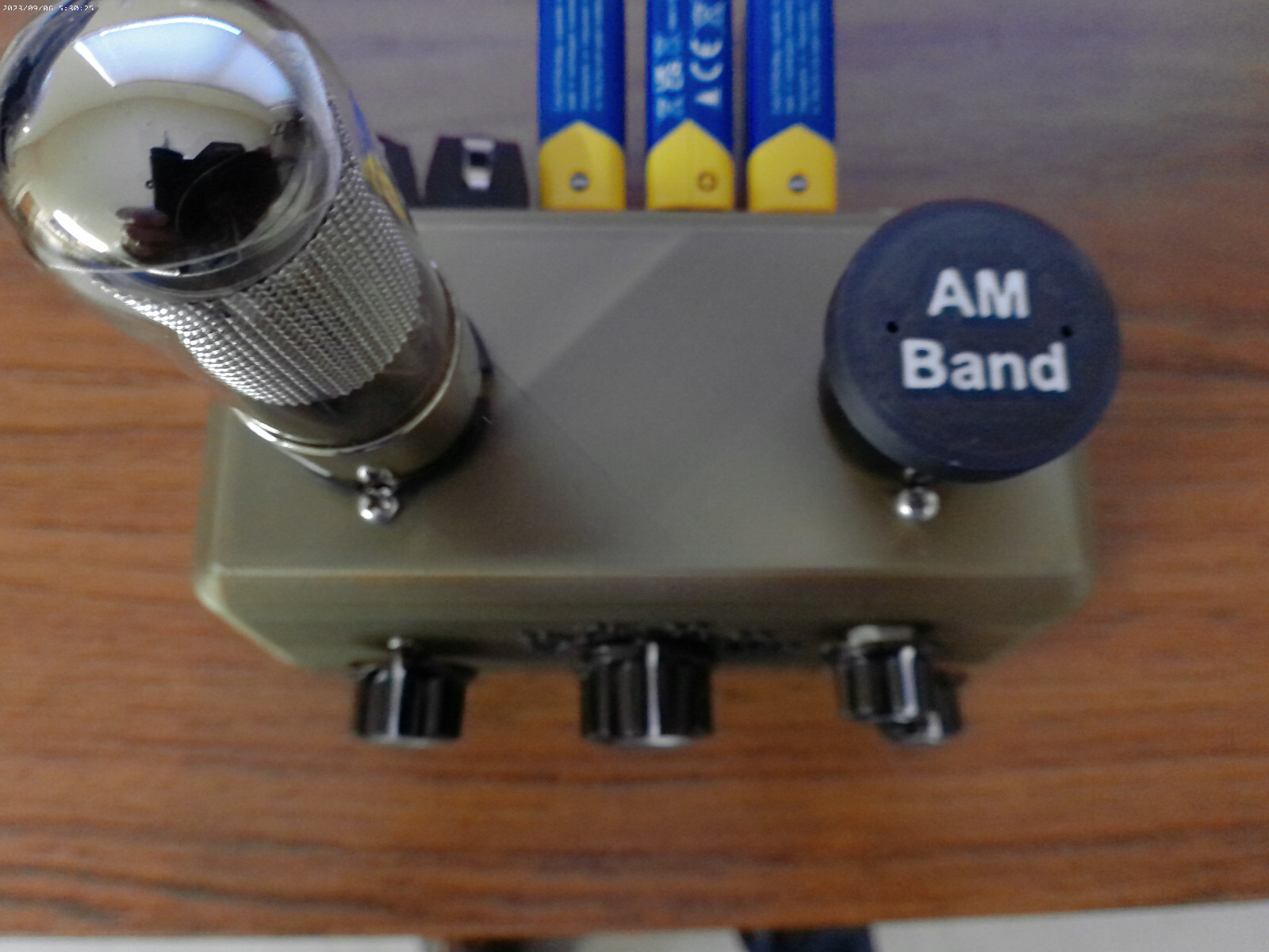 DIY AM/LONGWAVE/SHORTWAVE REGENERATIVE RECEIVER (100 KHZ TO 17.35 MHZ)