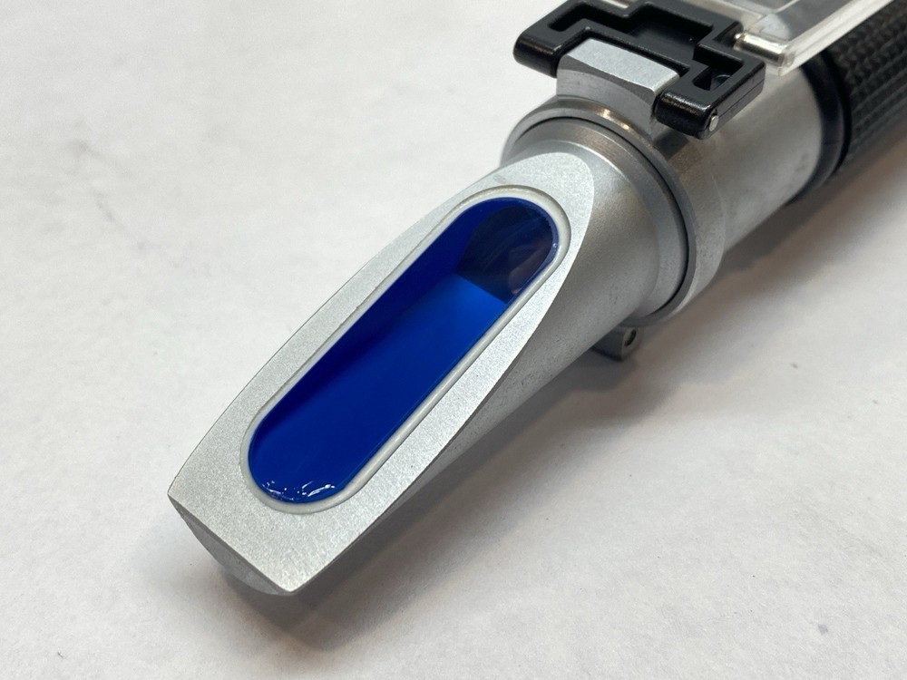 Ariana 084320 Handheld Analog Refractometer 0-32%