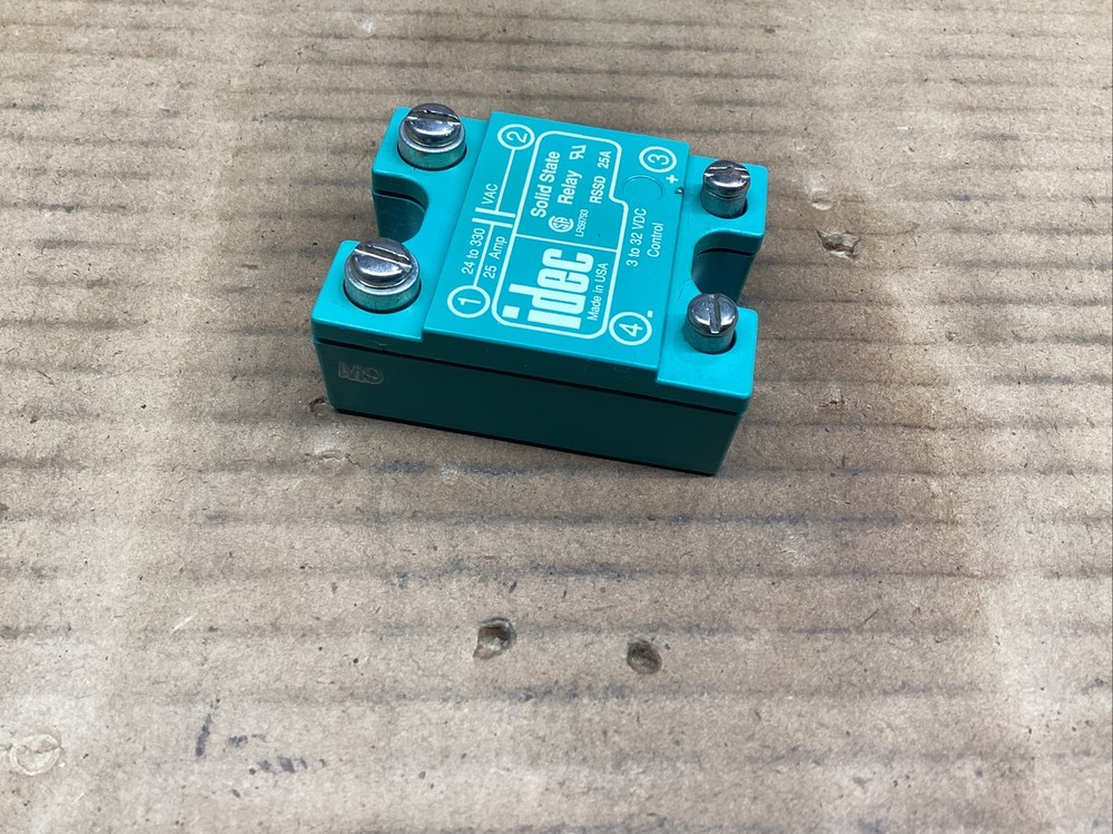 IDEC SOLID STATE RELAY LR59793 24-330VAC 25A #817M20