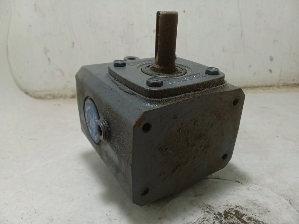 Boston Gear 710-5-G Speed Reducer (E1B)