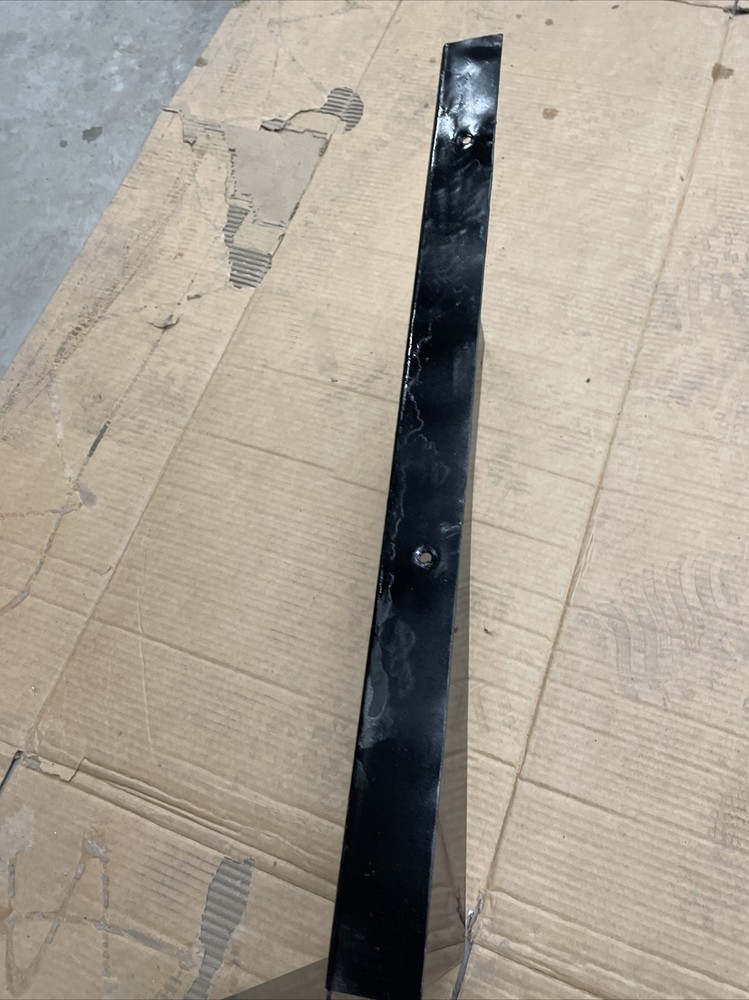 Peterbilt 379 sleeper heater guard cargo used