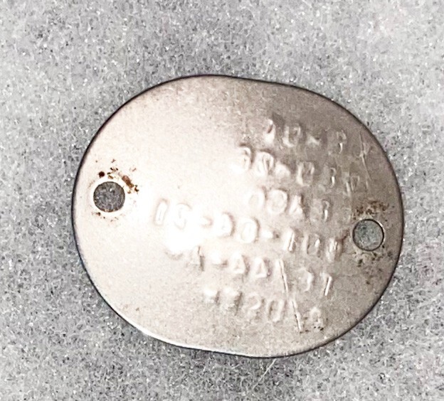 WWII Single USNR Leroy Keach T-44 Dog Tag