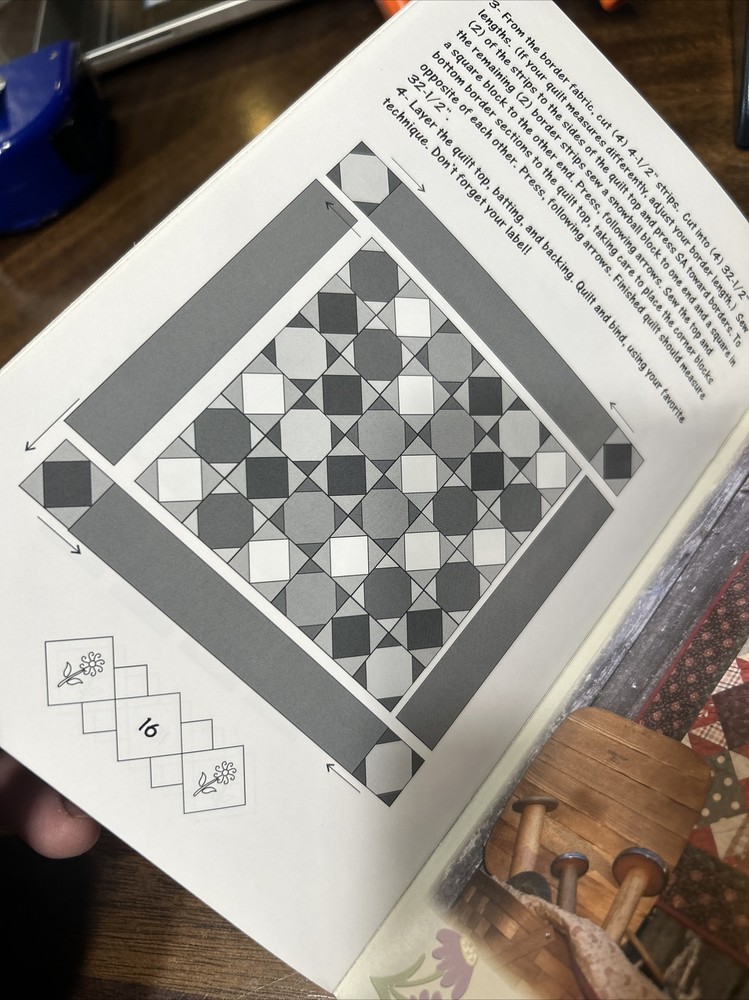 Pacific Patchwork Hooked On Charms 4 Quilt Pattern Book Paula Stoddard New