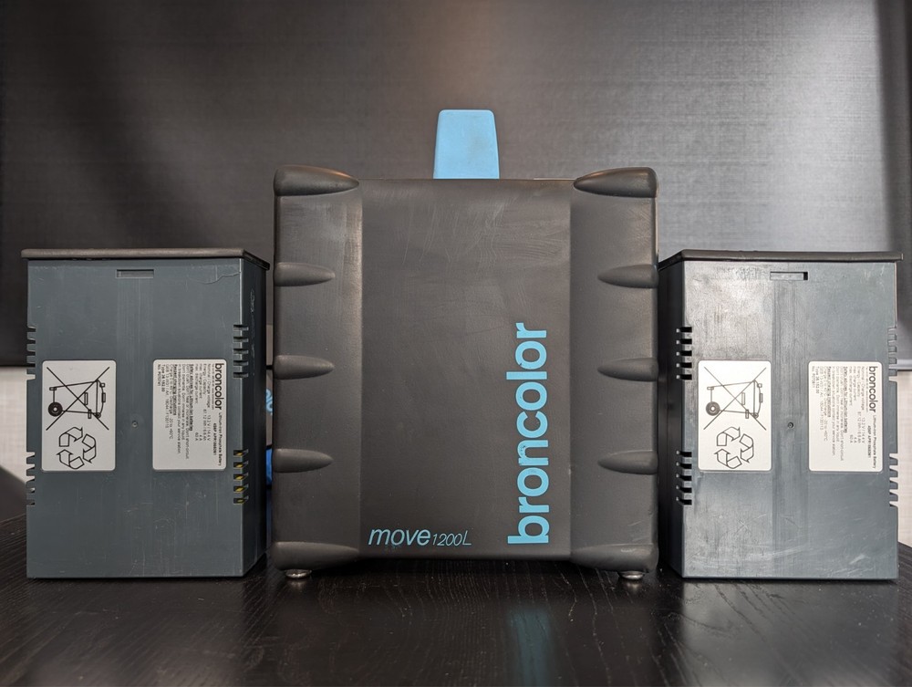 Broncolor Move Kit - 1200ws + 1 Head + 2 Batteries, HS Function