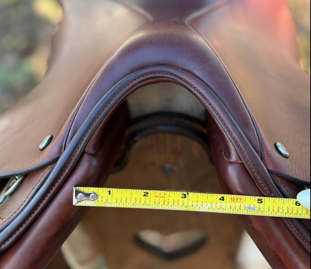 Stackhouse english jump saddle 18.5" MW