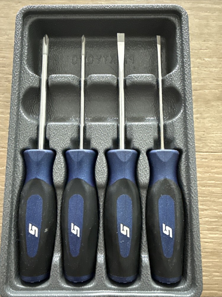 Snap-on Instinct Power Blue Soft Handle 4pc Mini Screwdriver SET SGDX40BMB Used