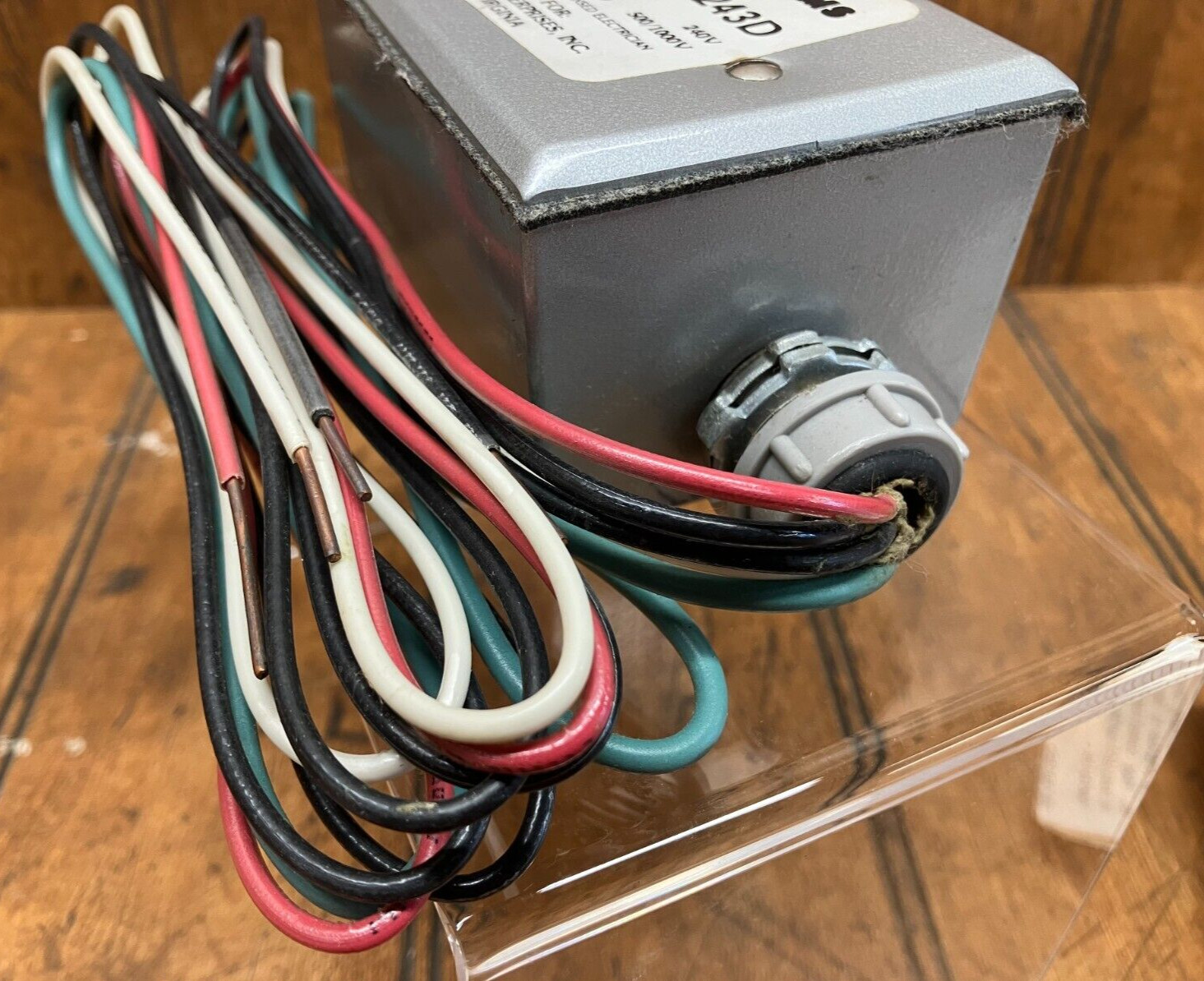 NEW Gem Systems GEM-1243D Transient Surge Suppressor Nom 240V Suppressed 1000V