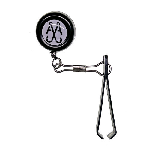 Clip-On Retractor with Nippers