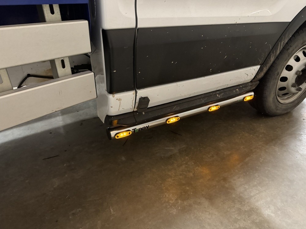 SIDE LIGHT BAR 4 AMBER LED FORD TRANSIT MK8  CHASSIS CAB