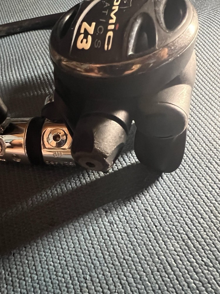 atomic aquatics regulator Z3 Used