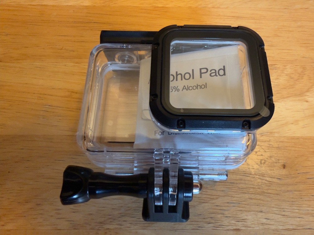 insta 360 one rs dive case 4k lens