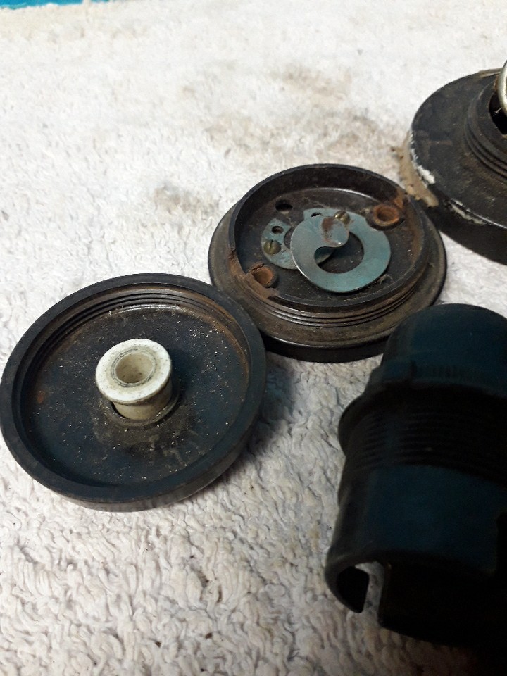 Vintage Old Hard Plastic British Made Light Fitting Gc1