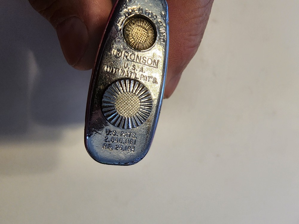 Vintage Ronson Windlite Varaflame Butane Flip Lighter Untested
