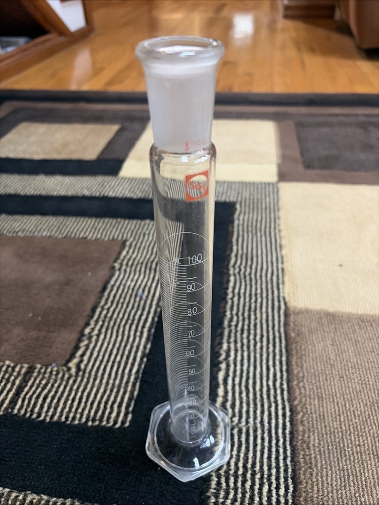 100 ml graduated cylinder