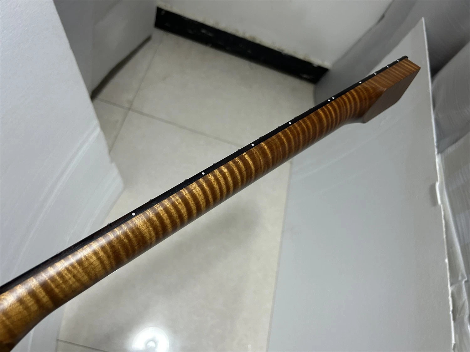 AAAA 22 Frets Rosewood Fretboard Roasted Flame Maple Electric guitar Neck parts