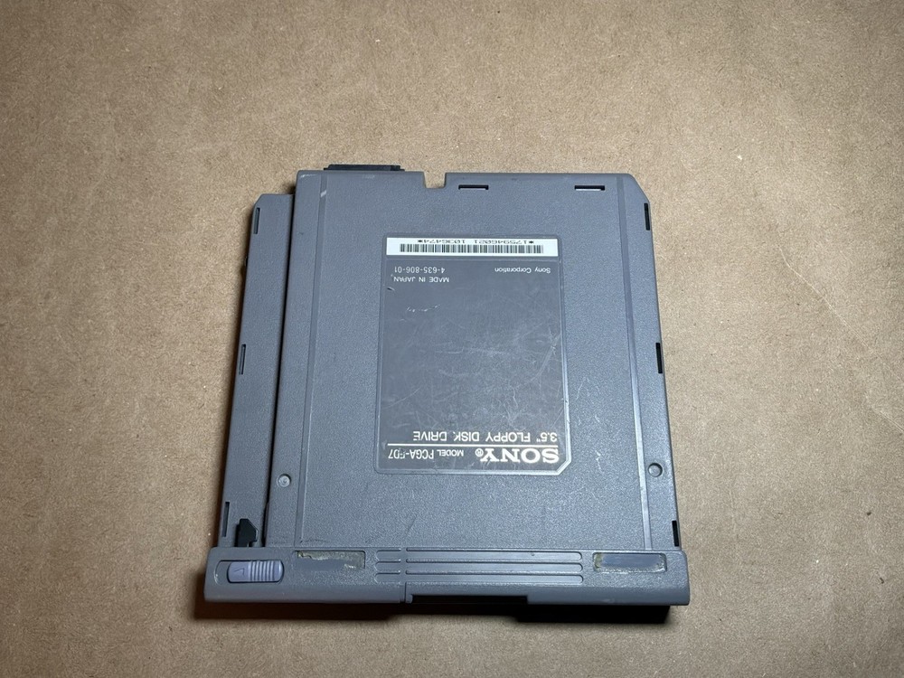 Sony VAIO 3.5" Floppy Disk Drive PCGA-FD7
