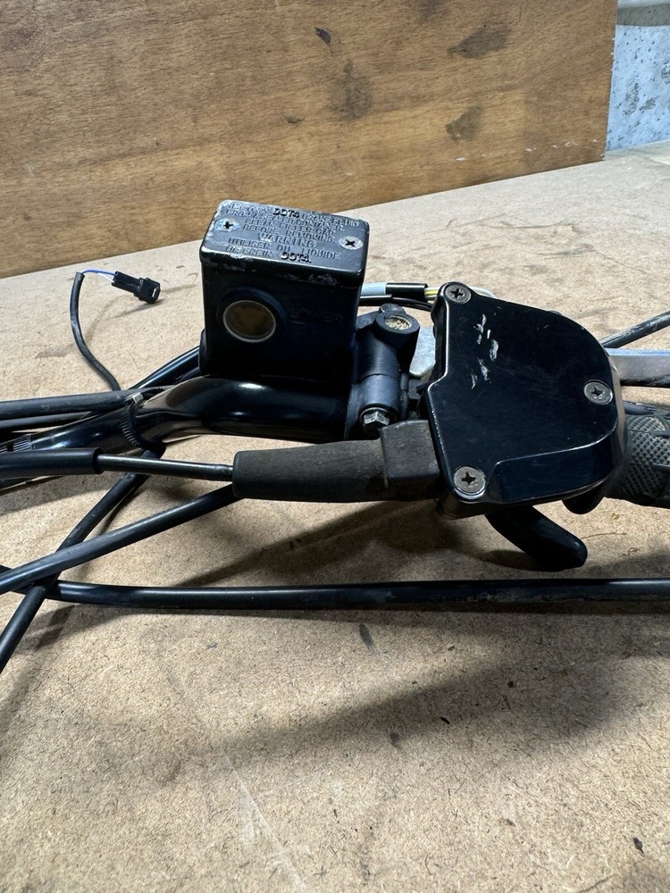 06 Suzuki Ozark 250 Complete Handlebars