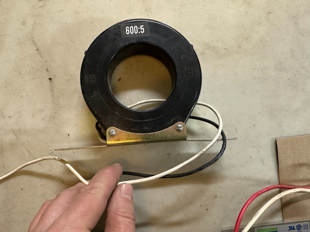 Ohio Semitronics Current Transformer 10422 - 600:5 Ratio