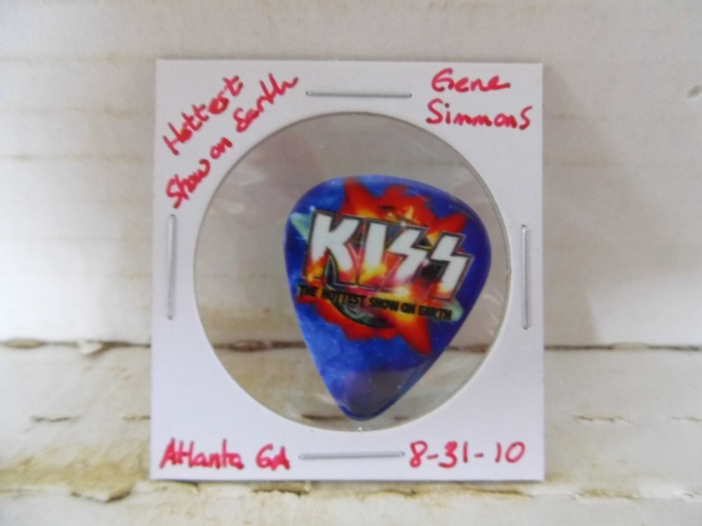 KISS "GENE SIMMONS" 8/31/10 GUITAR PICK~READ DESCRIPTION #13~1