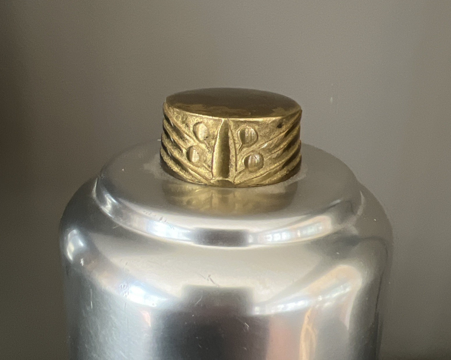 VTG. 1930's ART DECO KENSINGTON ALUMINUM BRASS COCKTAIL SHAKER by LURELL GUILD