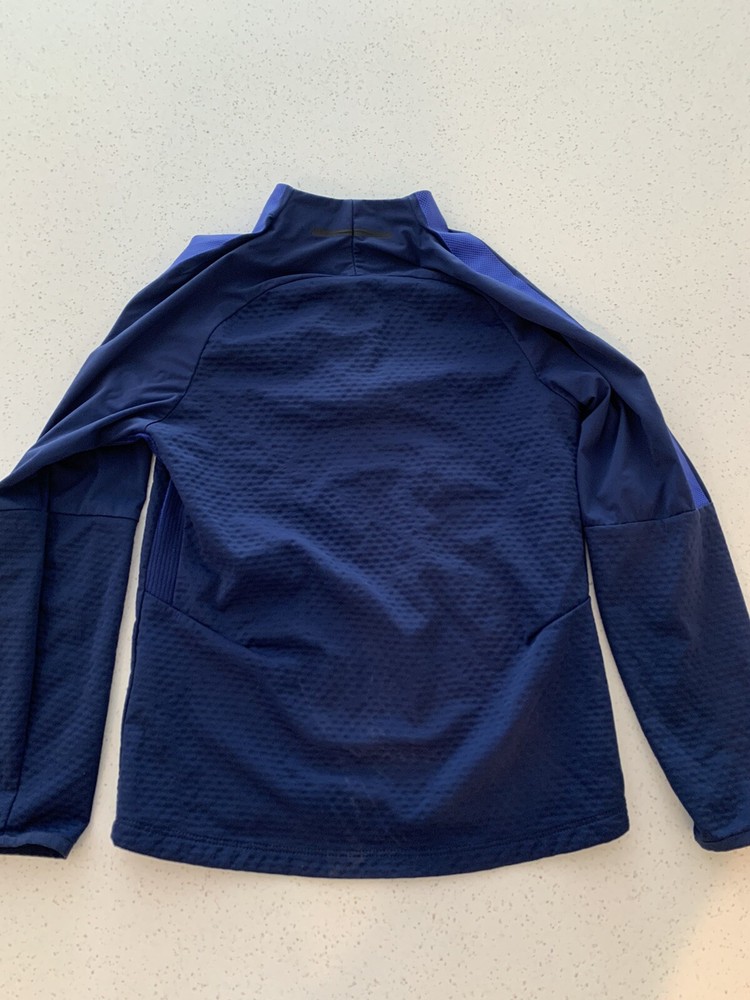 Nike Shield Jacket Youth Small preowned, Retails $90, 832506-429