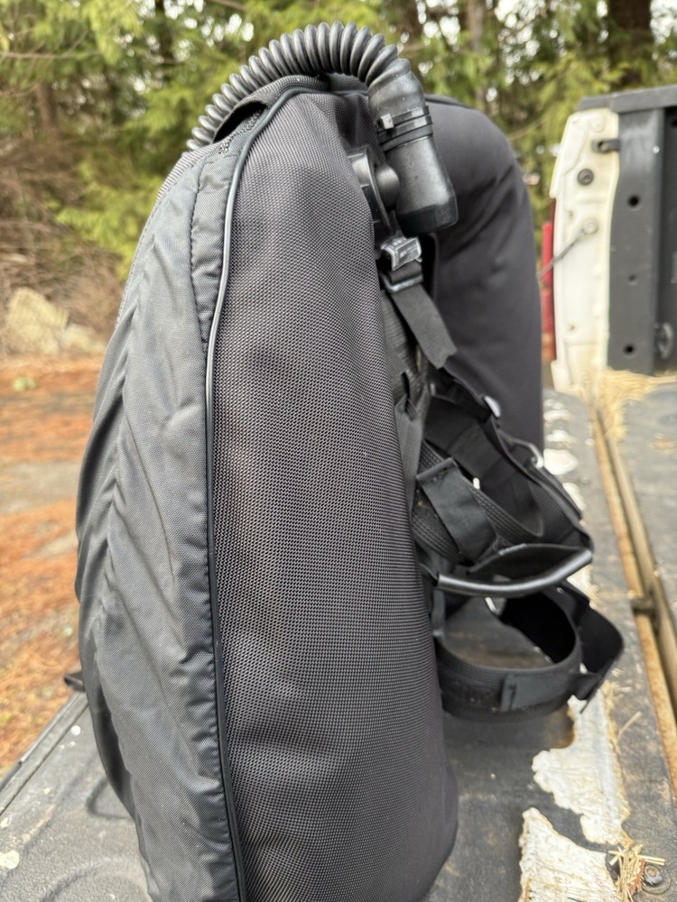 Zeagle Tech Buoyancy Compensator with Weight Pouches - Black