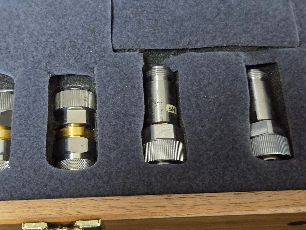 Agilent 85032B : Type N Calibration Kit missing some adapters (0776)