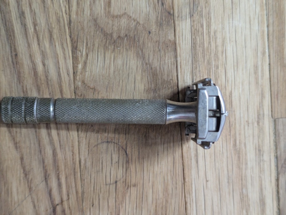 Vintage Gillette Super Speed Adjustable Safety Razor With Case