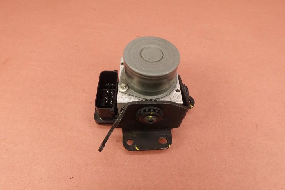 2017-2020 Ducati Monster 797 ABS Brake Pump Control Module Unit