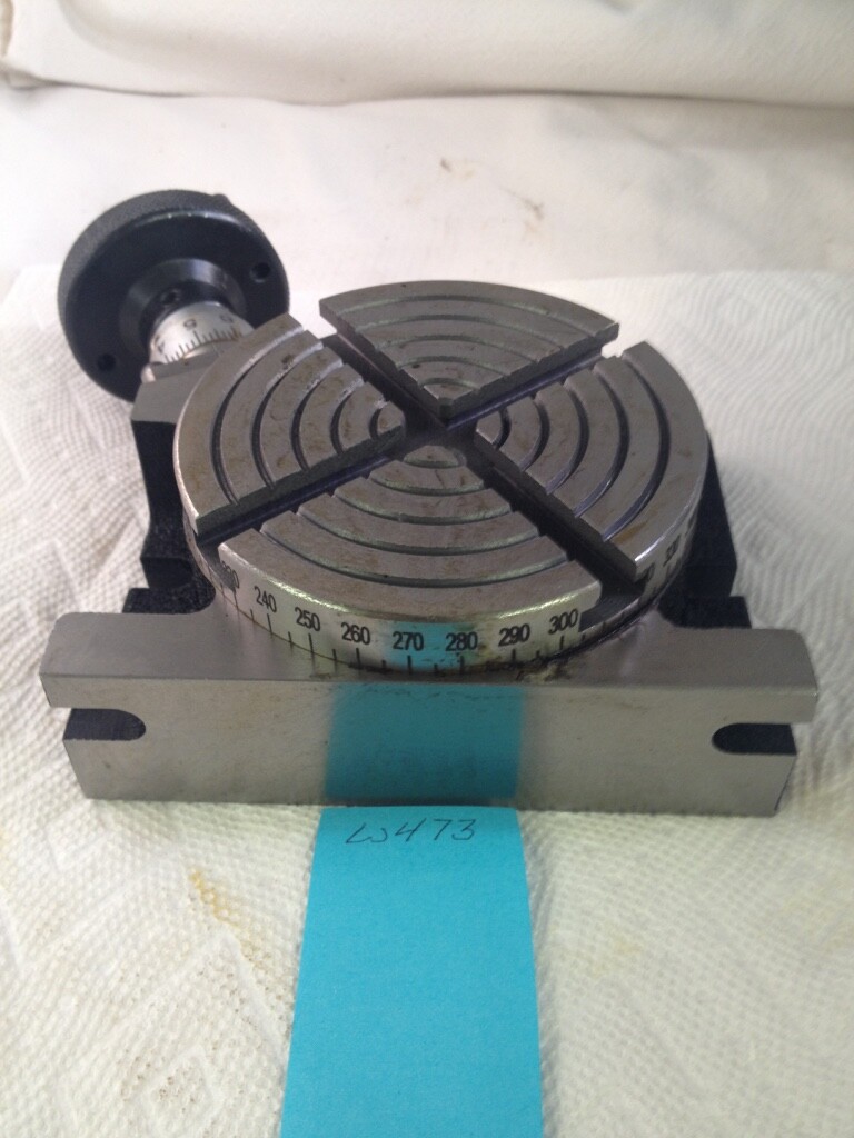 1 NEW 4" VERTICAL / HORIZONTAL ROTARY TABLE WITH CLAMPING KIT. NICE SET. (W473)