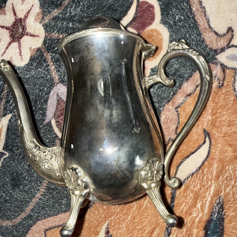 Vintage Leonard silver-plated coffee pot with hinged lid