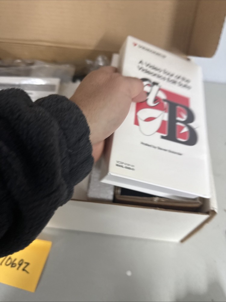 Videonics Model AB-1 in Original Box Edit Suite A/B Roll Edit Controller