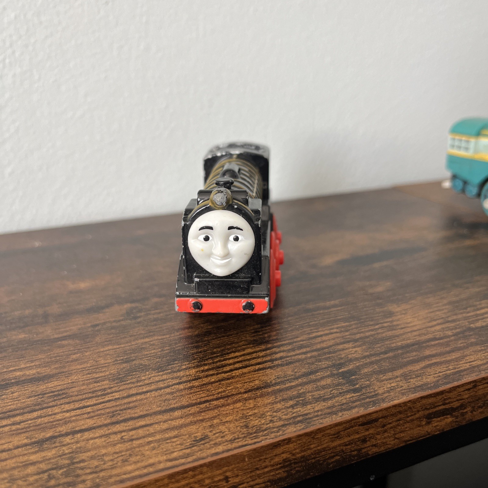 Lot Thomas & Friend Mix Motorized Train Rail Engine NOT WORKING FOR PARTS/REPAIR